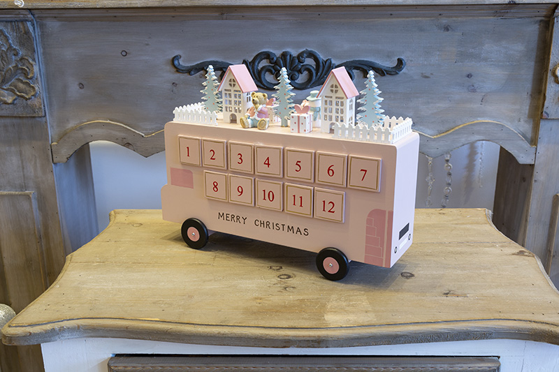 �A�h�x���g�J�����_�[�i�t�@���V�[�o�X�j�f�U�[�g�s���N