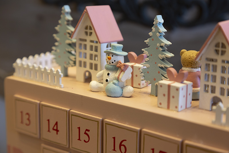 �A�h�x���g�J�����_�[�i�t�@���V�[�o�X�j�f�U�[�g�s���N