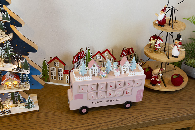 �A�h�x���g�J�����_�[�i�t�@���V�[�o�X�j�f�U�[�g�s���N