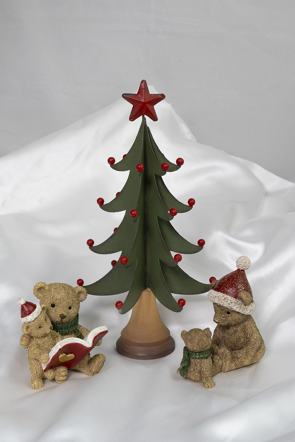 �A���e�B�[�N�e�[�u���u���L�c���[