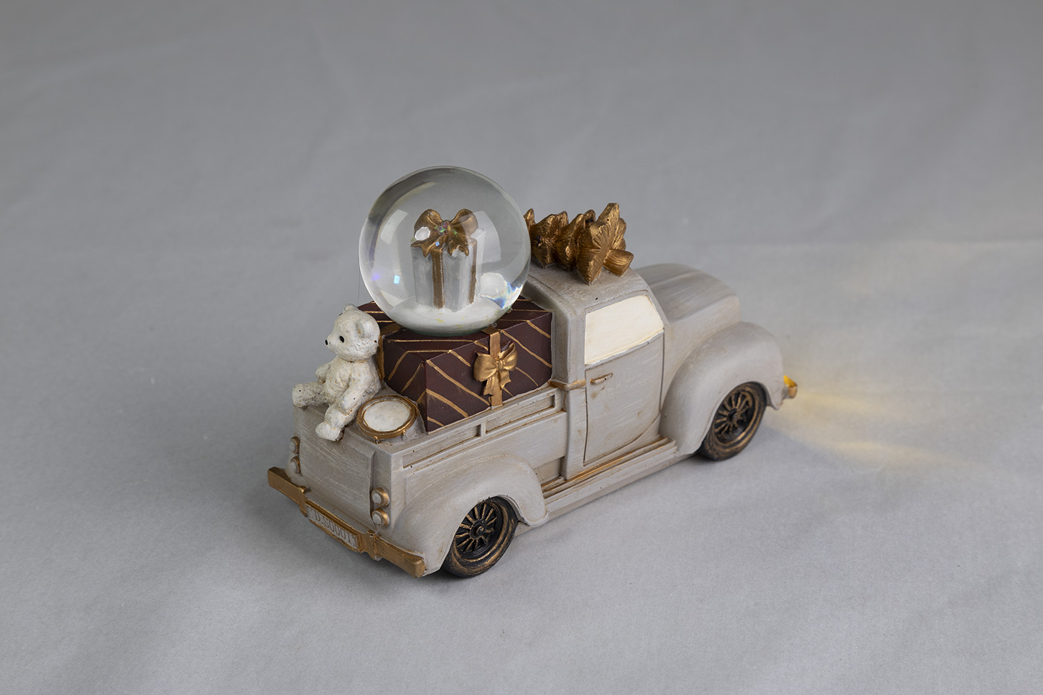 �J���[�I�u�i�`�������t�B�M���A�i�T���^�J�[�S�j