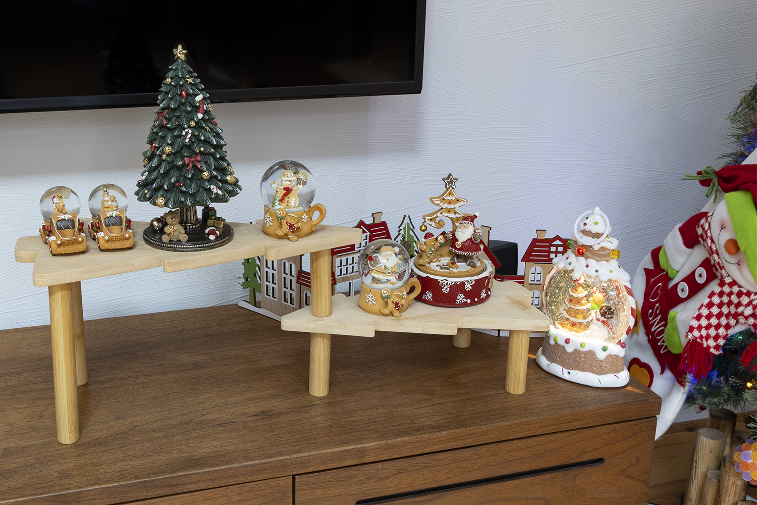 �X�m�[�C���O�~���[�W�J���X�^���h�i�X�C�[�c���C�g�j