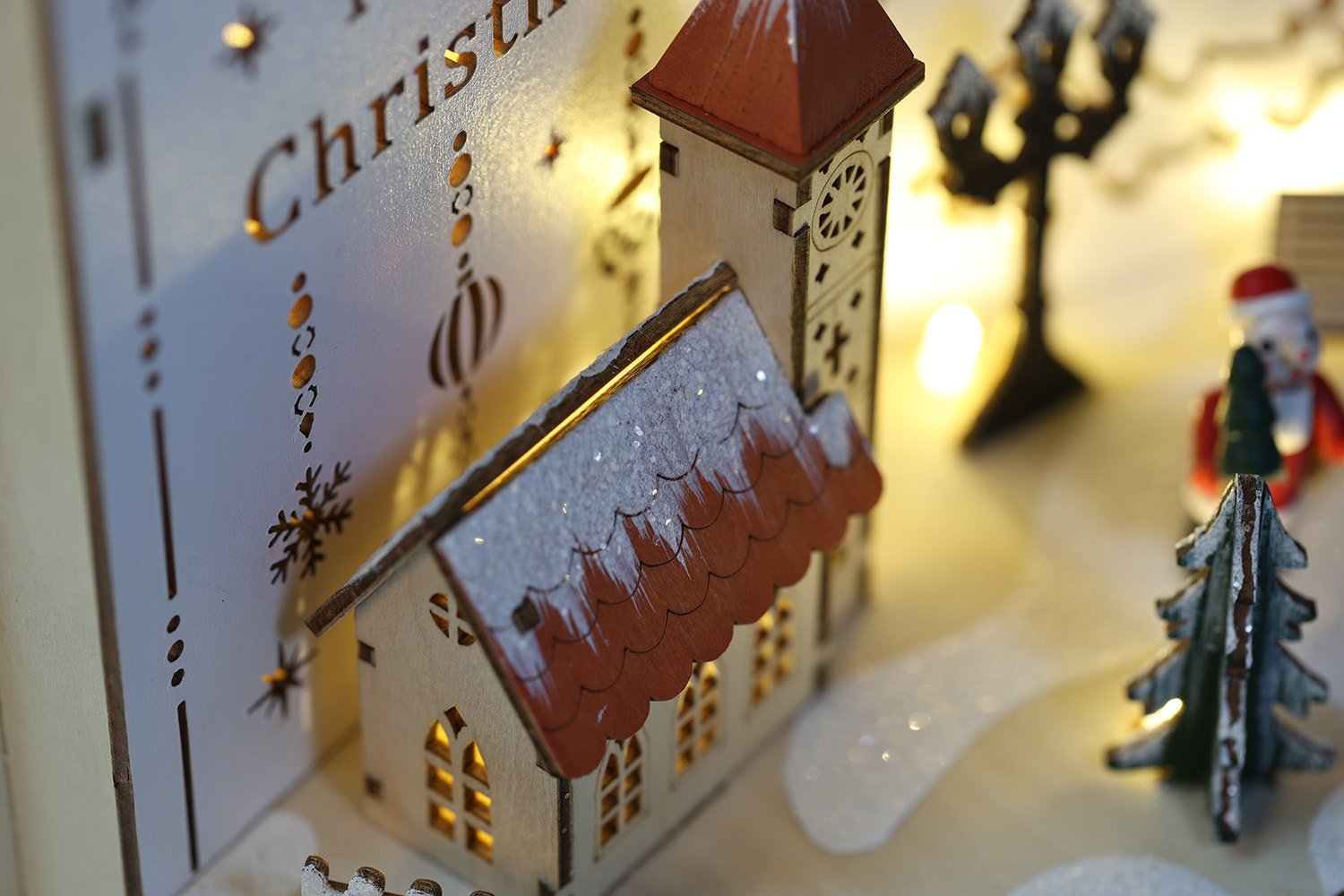 �E�b�h���C�g�X�^���h(�T���^�`���[�`)