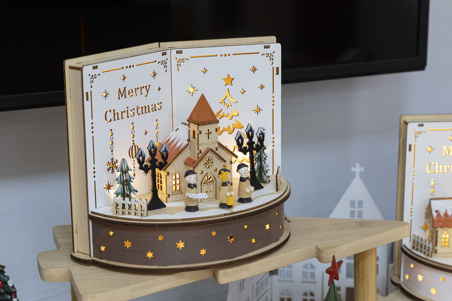 �E�b�h���C�g�X�^���h(���̑�)