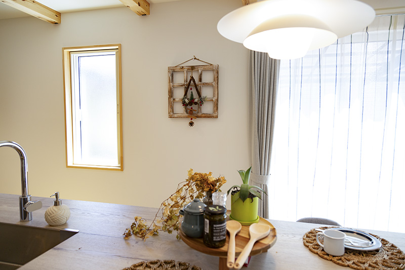 �E�b�f�B���[�X�E�B���h�E�i�l�j