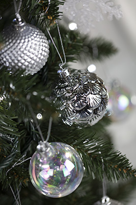 �N���X�}�X�I�[�i�����g�Z�b�g�i�V���C�j���O�L���[�g�E�z���C�g�j�������