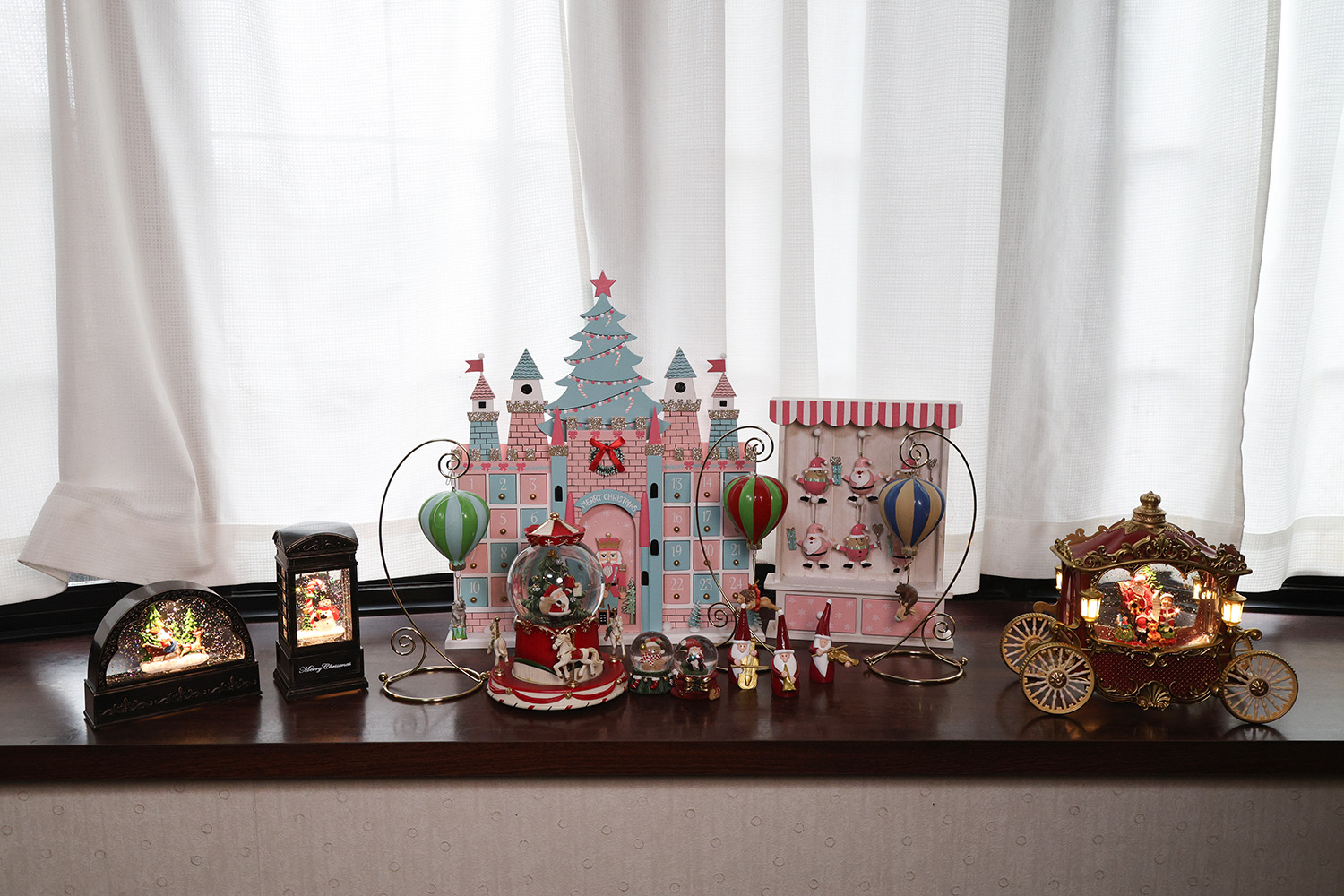 �T���^�̃I�[�i�����g�V���b�v